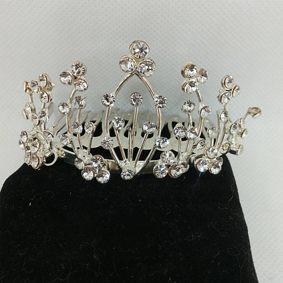 Accessories - Austrian Crystal dance Tiara or bridal crown